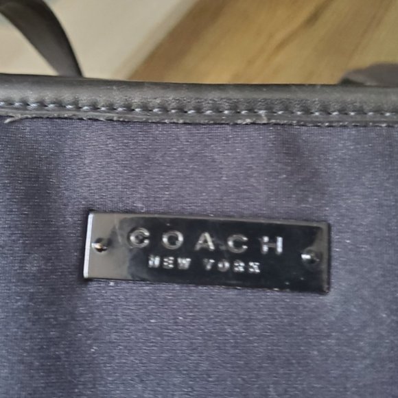 Vintage Small Coach Bag - Picture 7 of 7